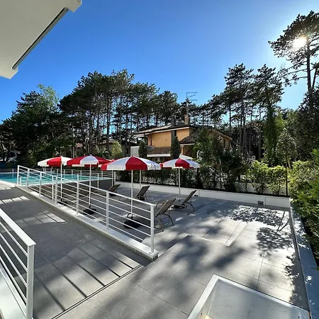 דירה Near With Pool Access ביביונה