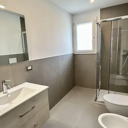 דירה Near With Pool Access *