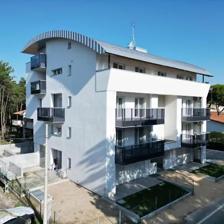 דירה Near With Pool Access ביביונה